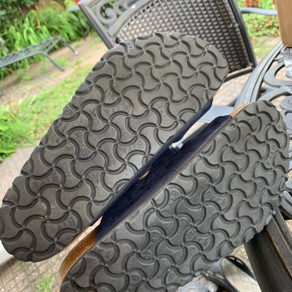3 strap Birkenstock’s - Picture 6 of 6